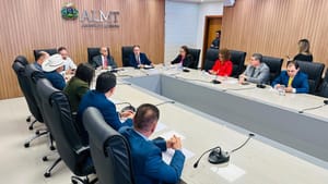 Secretário tranquiliza pacientes da Santa Casa e garante que “ninguém ficará desassistido”