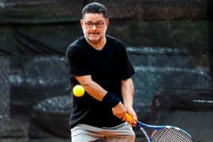 Atleta de 66 anos morre após passar mal durante torneio de tênis em Cuiabá