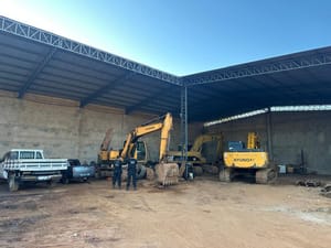 Empresários são alvos da PF e do Exército por esconderem máquinas usadas em garimpos em MT