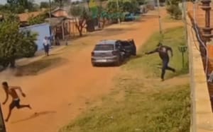 Jovem é executado dentro de casa em Cáceres; trio é preso com armas e carro roubado