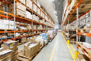 Prefeito e secretária anunciam força-tarefa distribuição de medicamentos a capital