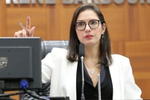 Janaina vê possibilidade de aliança entre MDB e PL, mas descarta aproximação com Mauro Mendes