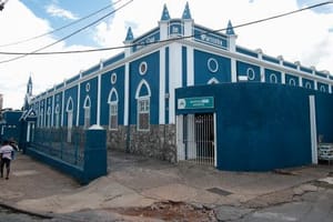 Prefeito diz ter "certeza absoluta" que Estado não vai deixar Santa Casa ser fechada