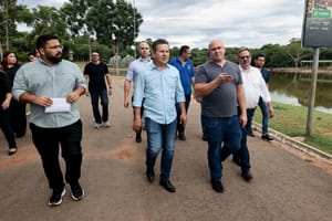 Mauro Mendes diz que Governo estuda alternativas de transporte além do BRT