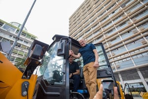 Cuiabá recebe maquinários do Estado que reforçam melhorias para agricultura familiar