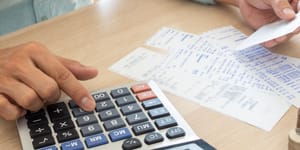 Inadimplência atinge mais de 1,1 milhão de pessoa em MT e  dívidas passam de R$ 6 bilhões