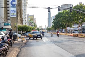 Cuiabá realiza novas alterações na Avenida do CPA para obras e retornos serão fechados