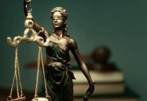 Justiça proíbe cooperativa de exigir procuração de idosos e analfabetos em Mato Grosso