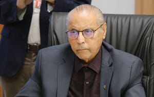 Júlio critica desorganização e ausência de Mendes em reunião do UB: “só conversa fora”