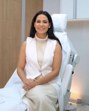 Como as mudanças hormonais transformam a pele da mulher