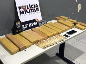 Polícia Militar prende homem com 18 tabletes de maconha em Várzea Grande