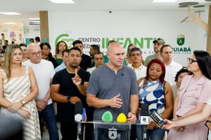 Prefeito ameaça terceirizar serviços da saúde se houver greve por corte na insalubridade