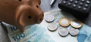 Esforço para controlar gastos faz cair endividamento das famílias em Cuiabá, afirma  pesquisa