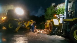 Córregos e canais limpos voltam a receber descarte irregular de lixo e entulhos em Várzea Grande