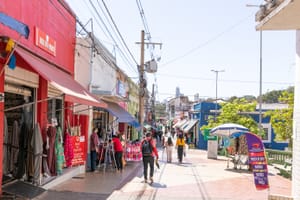 Comércio deve abrir nos feridados do dia 15 e 20 de novembro em Cuiabá e VG