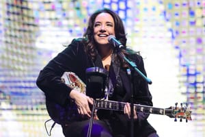 Ana Carolina e Ritchie embalam a noite de sábado na Allure Music Hall