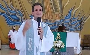 STJ nega novo recurso e mantém padre proibido de trabalhar fora da cadeia