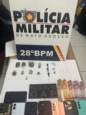 Polícia dá batida em bocas de fumo e prende nove facionados por tráfico de drogas