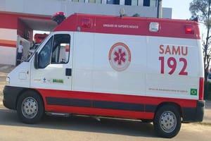 Mulher dá à luz em área de mata e tenta fugir deixando bebê em Cuiabá