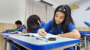 Escolas ficam abertas nas férias e pais ainda podem garantir matrícula em MT