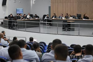 Juíza dissolve Conselho de Sentença em júri de investigador da PC após conflitos com advogados