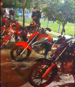 Polícia Militar frustra "rolezinho de Natal" em MT e apreende trinta motocicletas irregulares