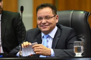 Botelho e Lúdio dividem liderança; Júlio e Wilson pontuam bem para estadual em Cuiabá e VG