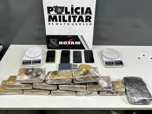 Rotam prende quatro homens e apreende 13 tabletes de maconha em Várzea Grande
