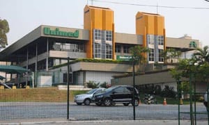 Justiça condena Unimed Cuiabá a manter home care 24 horas para idosa com Alzheimer