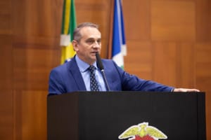 Emenda de Wilson Santos com R$ 100 milhões para programas de habitação é sancionada