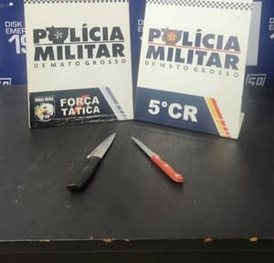 Mulher é esfaqueada no peito e perna por desconhecida, e suspeita é presa em flagrante