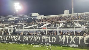 Juíza autoriza torcida organizada do Mixto a entrar com instrumentos musicais no Dutrinha
