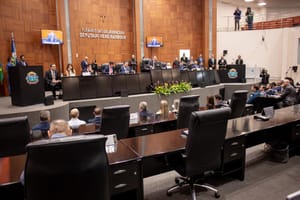 Presidente prevê baixa renovação na Assembleia e aposta em reeleição de até 23 deputados