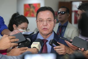 Botelho garante que deputados buscarão reeleição pelo União Brasil e descarta debandada